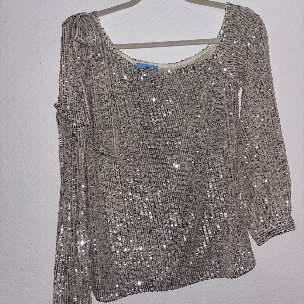 CeCe Women's Silver-Gold Sequin One Shoulder Top Size M Lightweight - Picture 2 of 5